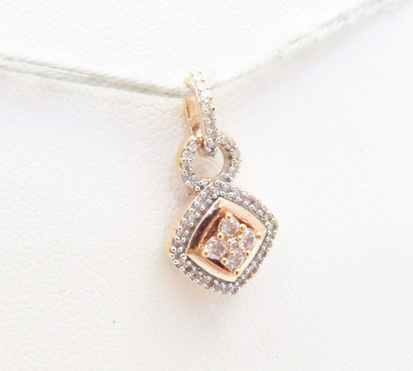 10k Rose Gold ~1/4ctw Diamond Cluster Halo Pendant