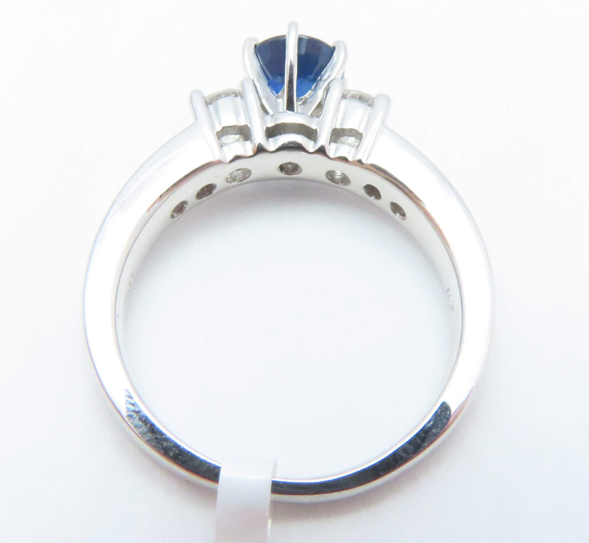 14k White Gold Round Blue Sapphire & Diamond Ring Size 6.5
