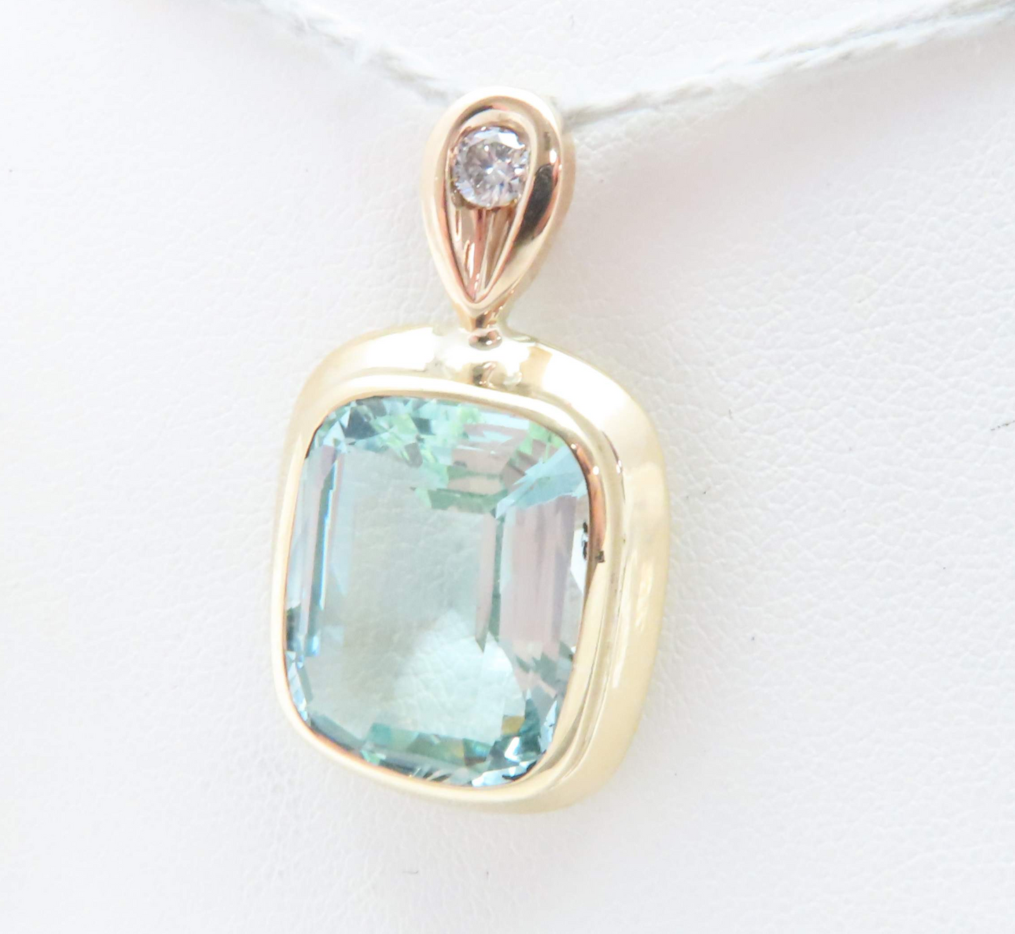 14k Yellow Gold Aquamarine & Diamond Accent Bezel Set Pendant