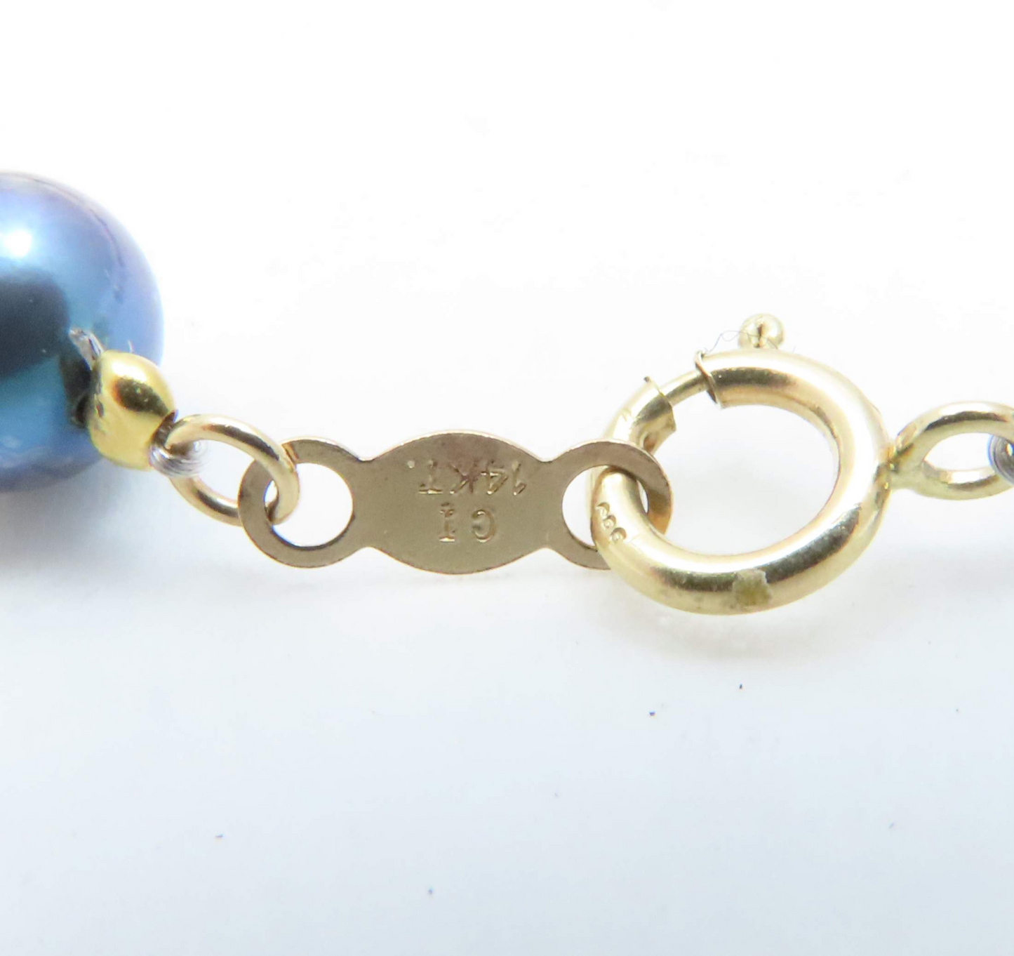 14k Tri-Tone Multi-Color Pearl Bracelet 7.25”