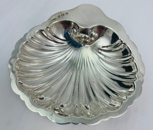 English Sterling Shell Dish