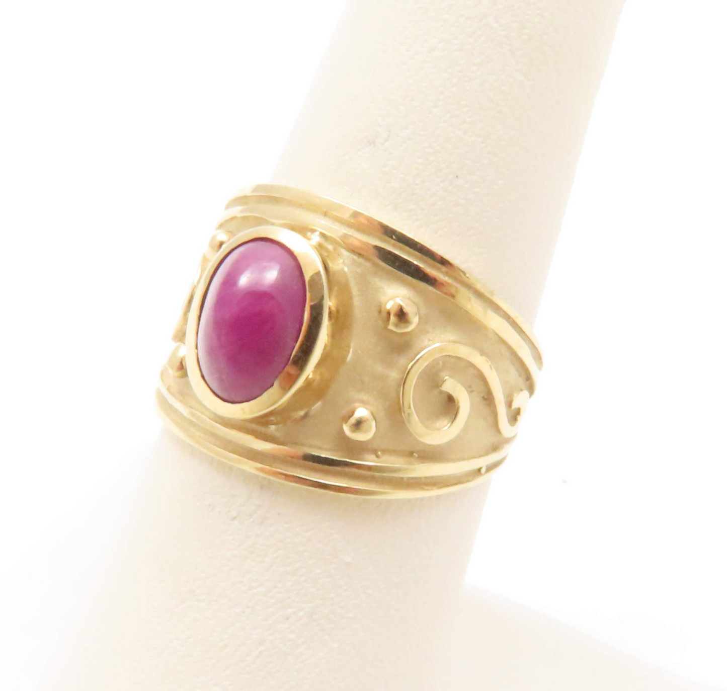 14k Yellow Gold Bezel Set Ruby Cabochon Ring Size 7.25