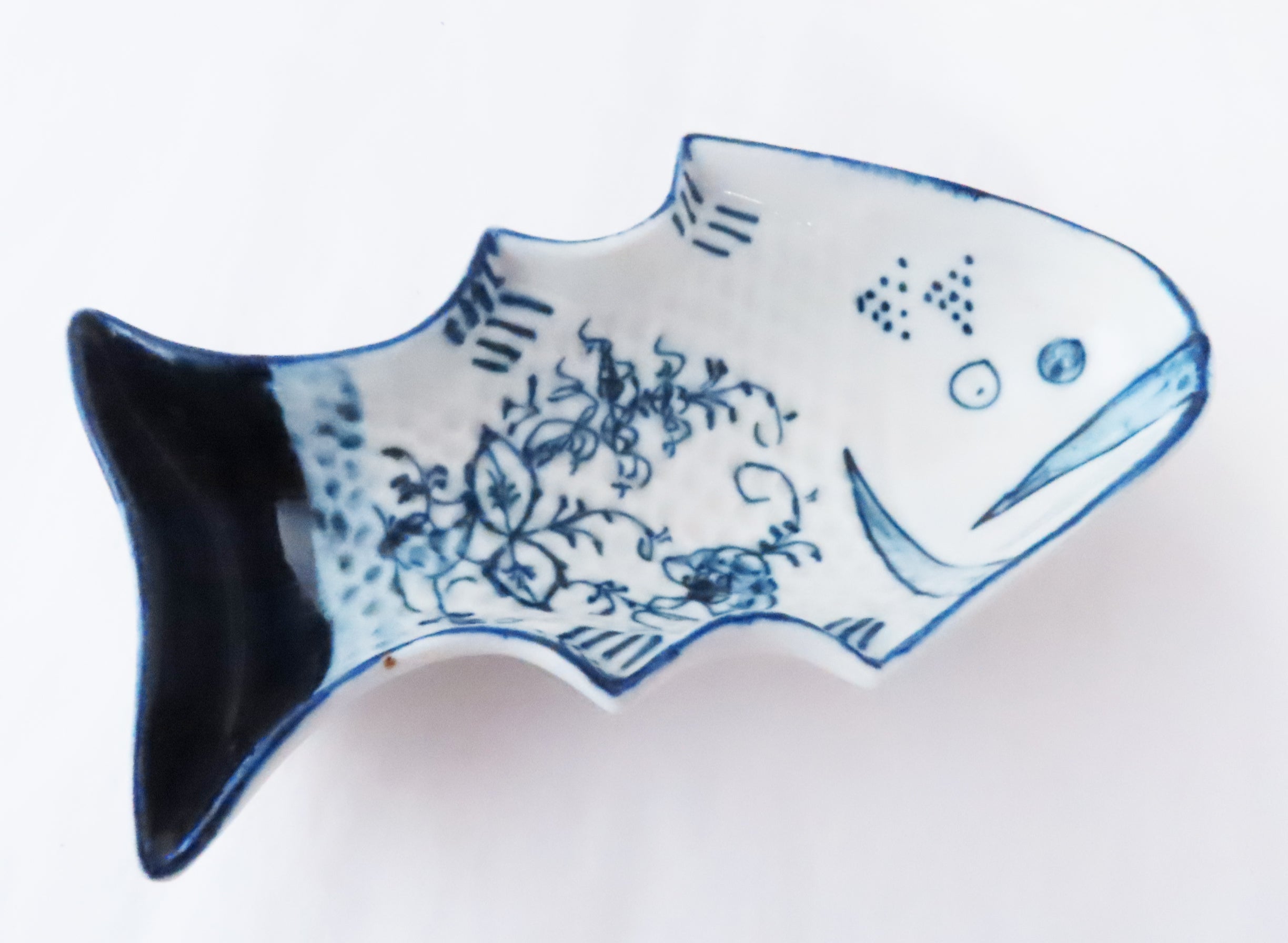 Vintage Blue Onion Pattern Figural Fish Wall Hanging – Rocky's Gold ...