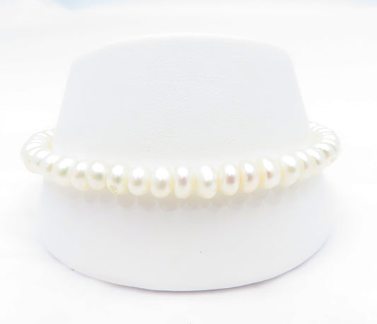 10K Yellow Gold ~5MM Pearl Bracelet 7.25"