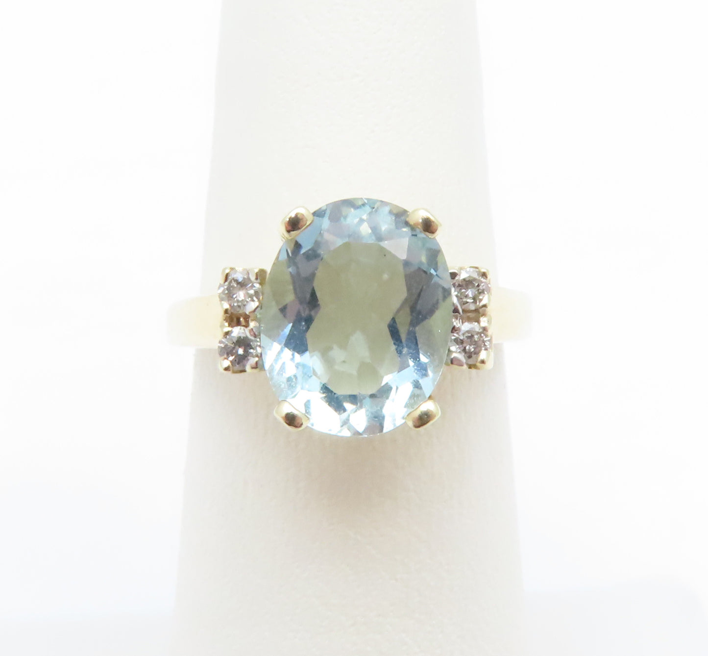 14K Yellow Gold Oval Topaz & Diamond Accent Ring Size 5.25