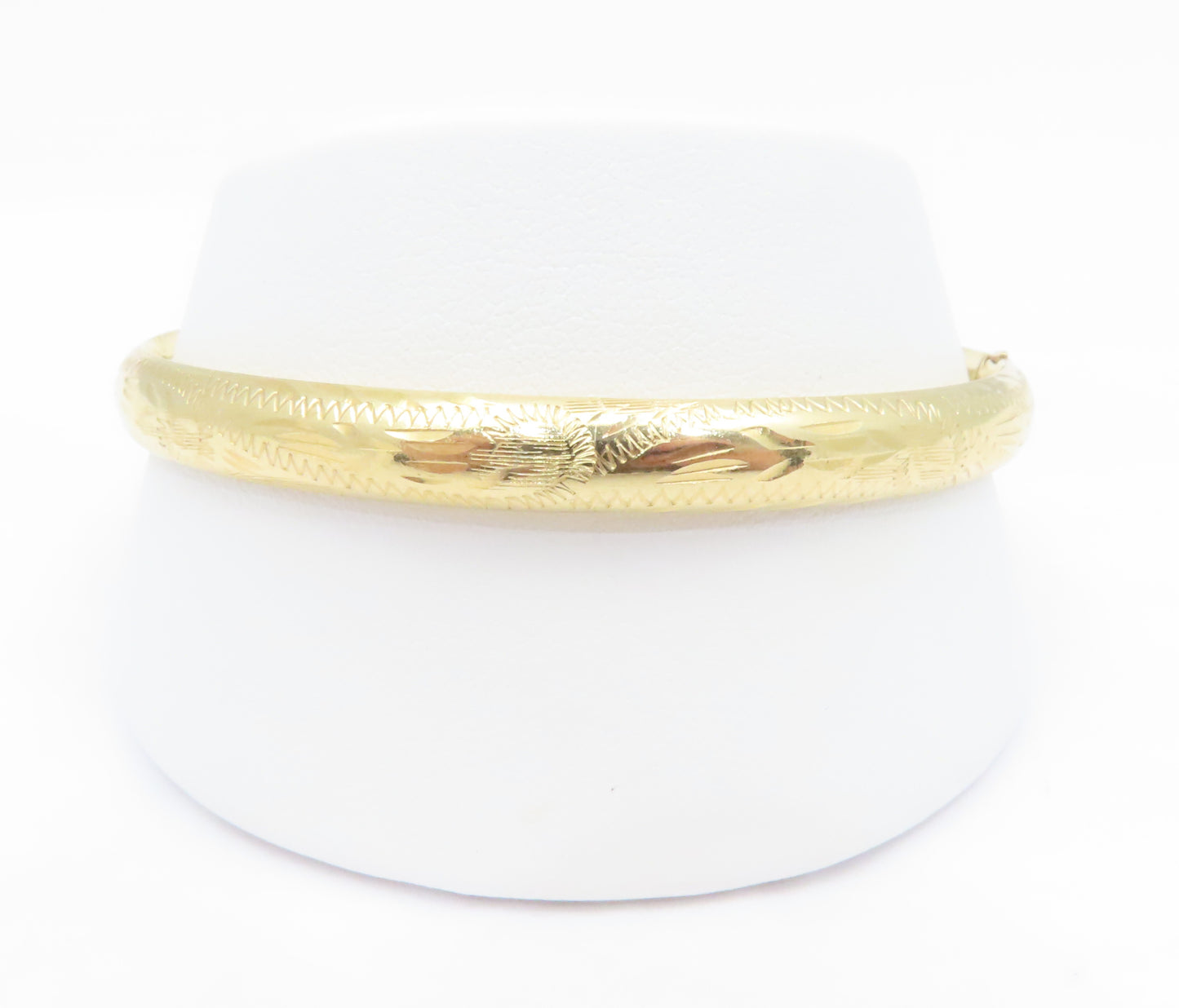 14K Yellow Gold Etched Hinged Bangle Bracelet