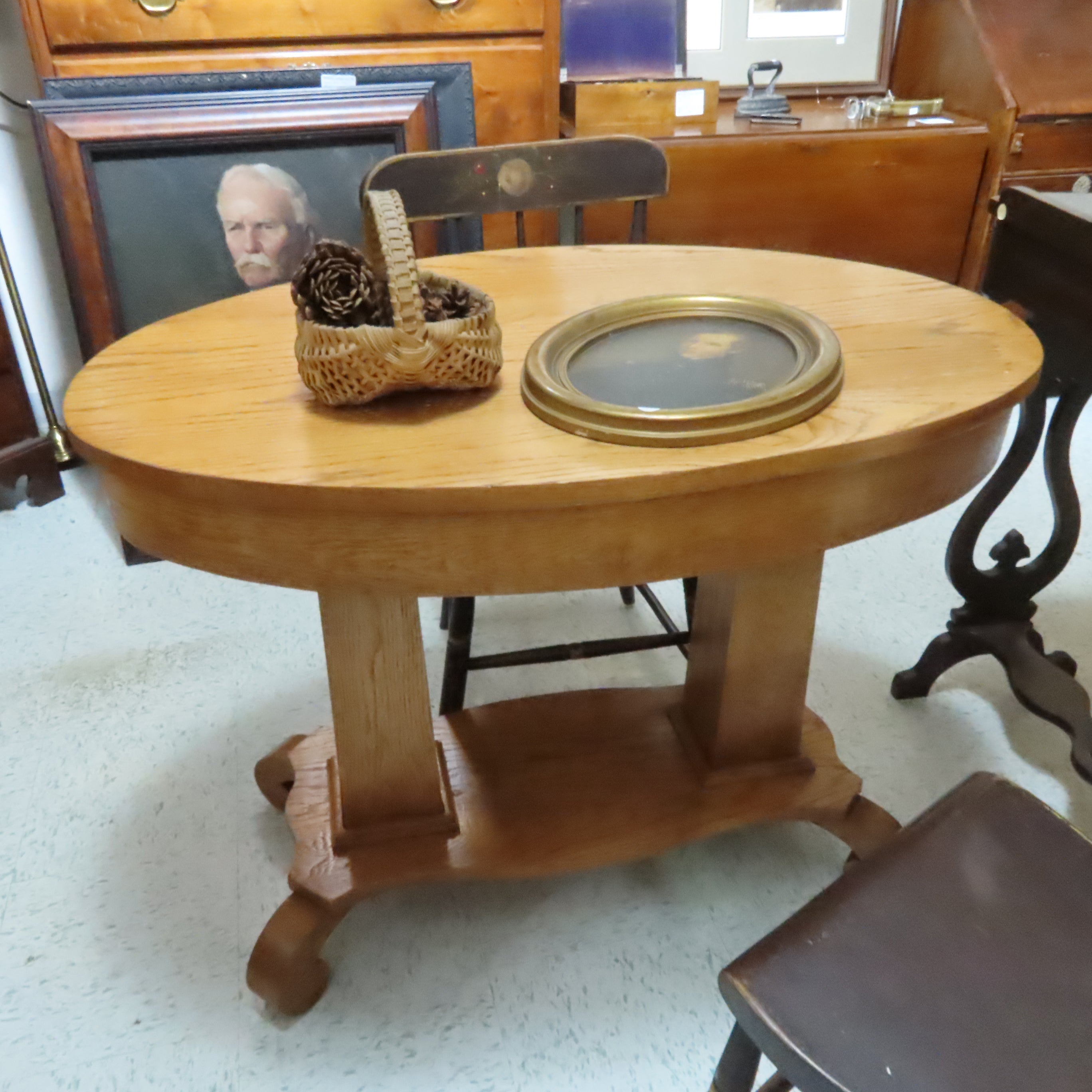 フランス アンティーク Oval Oak Table テーブル チェア Antique Oak Oval Table w/ Sturdy legs – Rocky's Gold Silver & Antiques