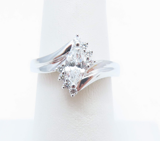 14k White Gold Marquise Center Diamond Ring Size 6