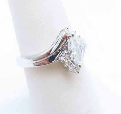 14k White Gold Marquise Center Diamond Ring Size 6