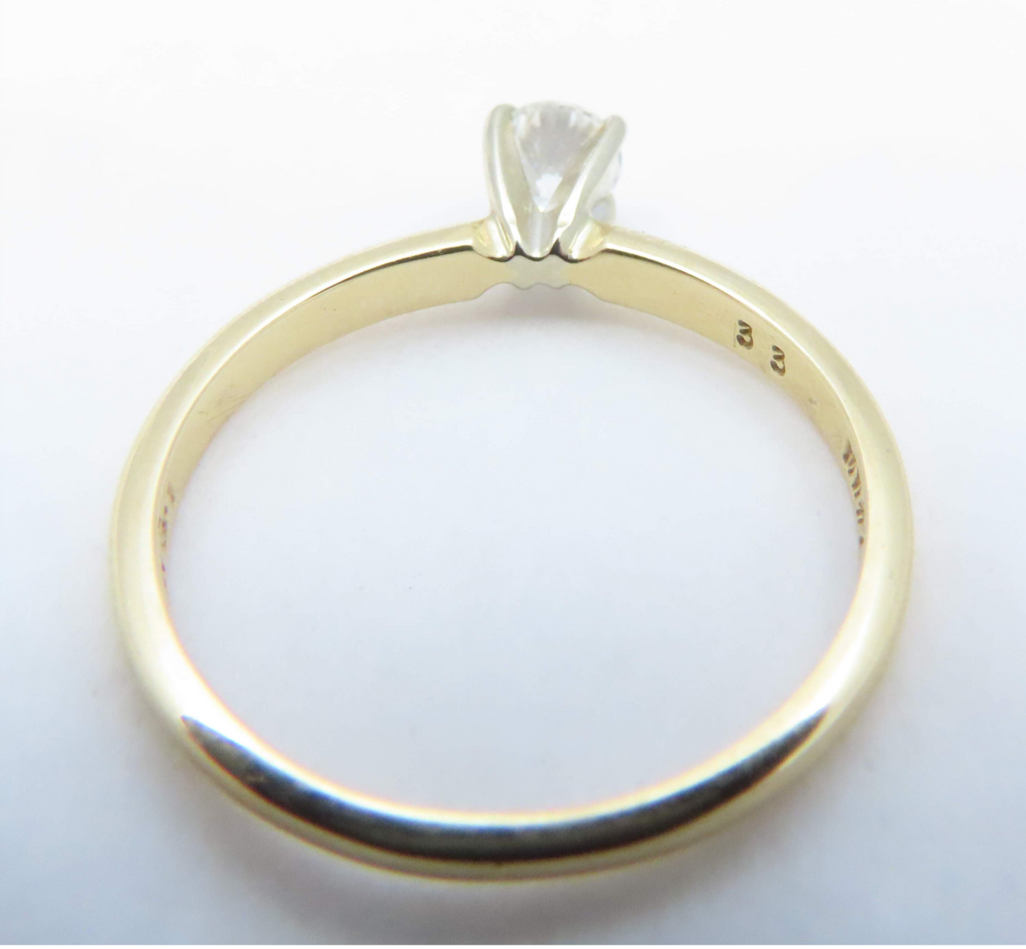 14k Yellow Gold 1/3c Round Diamond Solitaire Ring Size 6