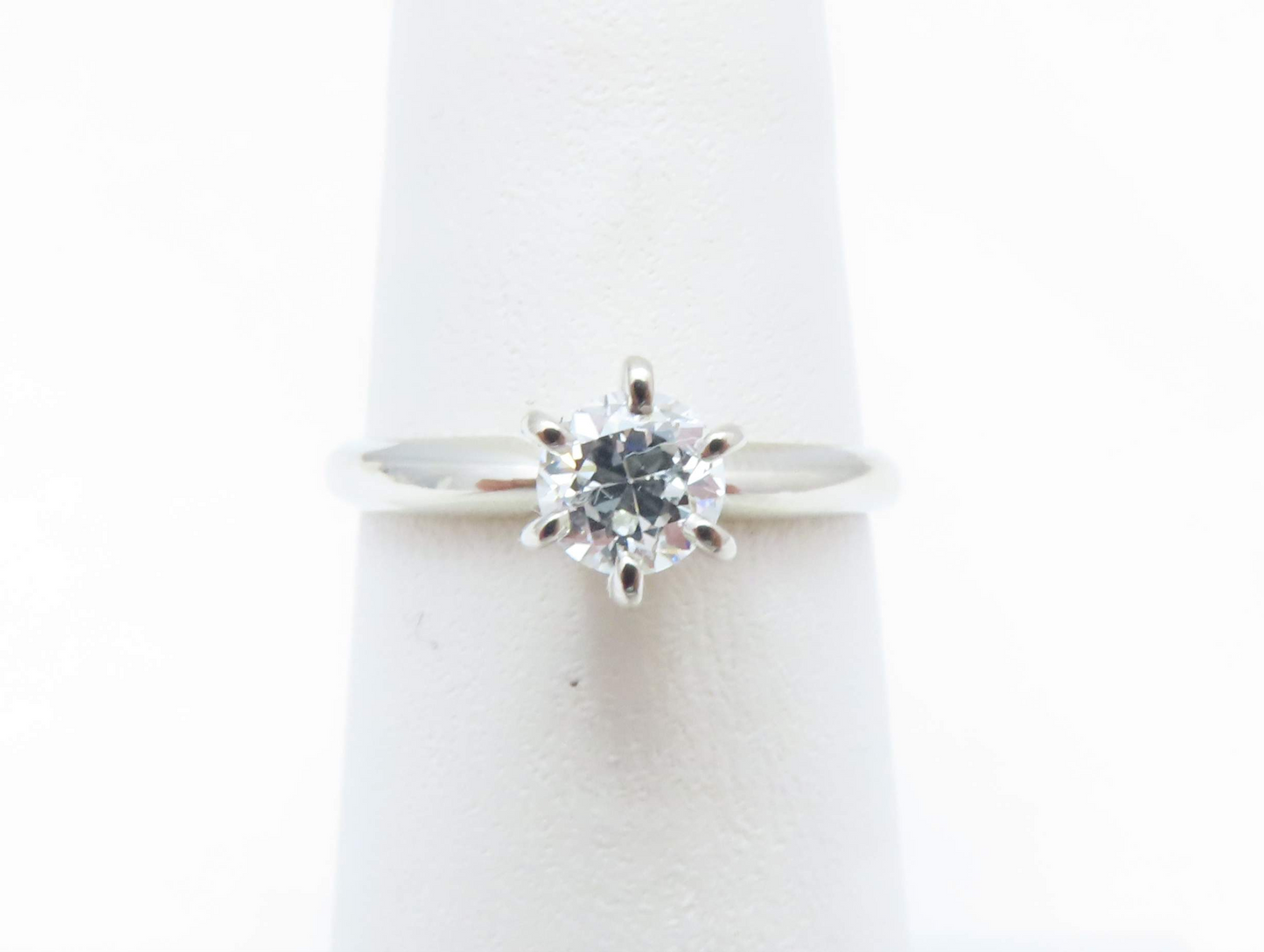 14k White Gold 3/8c Round Diamond Solitaire Ring Size 5.25