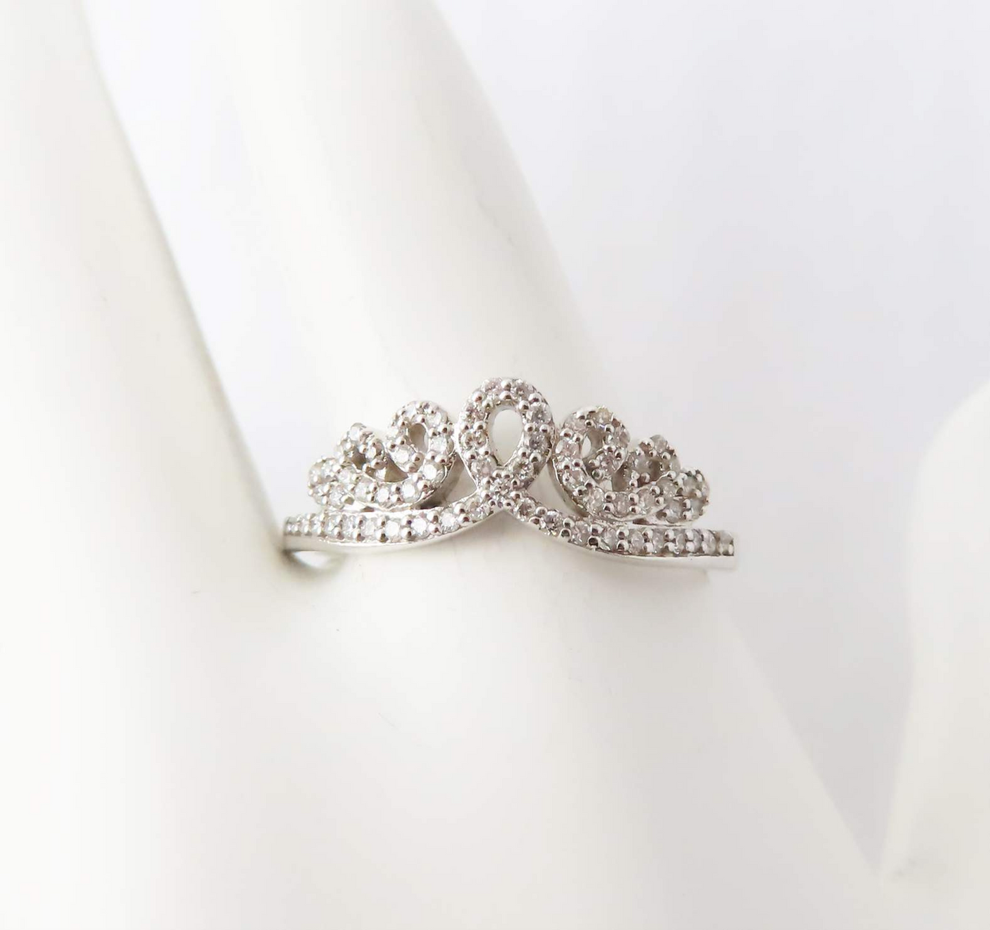 10k White Gold 1/3ctw Diamond Crown Ring Size 7