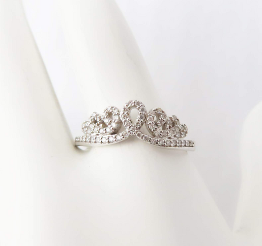 10k White Gold 1/3ctw Diamond Crown Ring Size 7