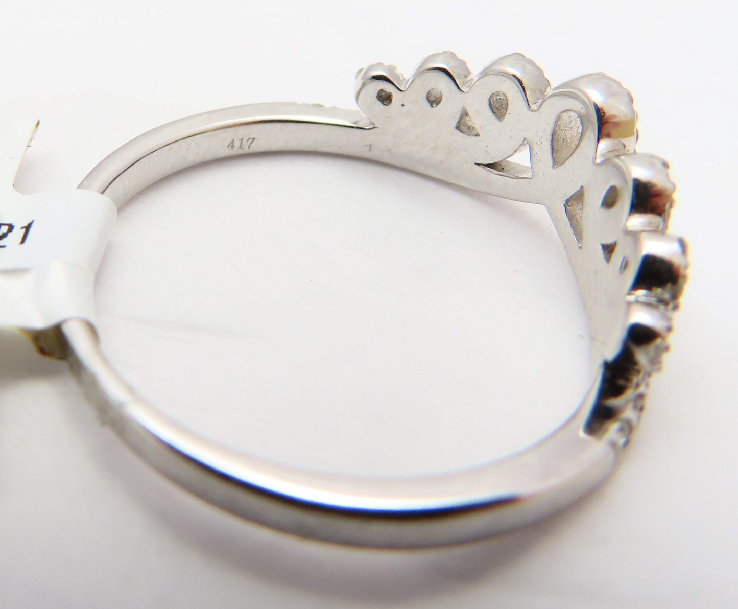10k White Gold 1/3ctw Diamond Crown Ring Size 7
