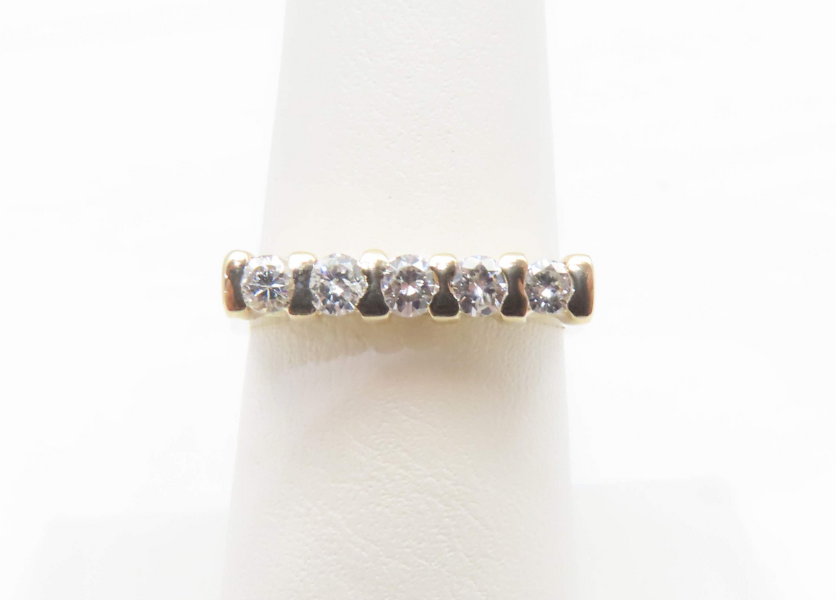 14k Yellow Gold ~3/8ctw Diamond 5 Stone Euro Shank Band Size 7.25