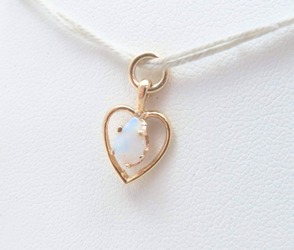 14k Yellow Gold Opal Heart Pendant