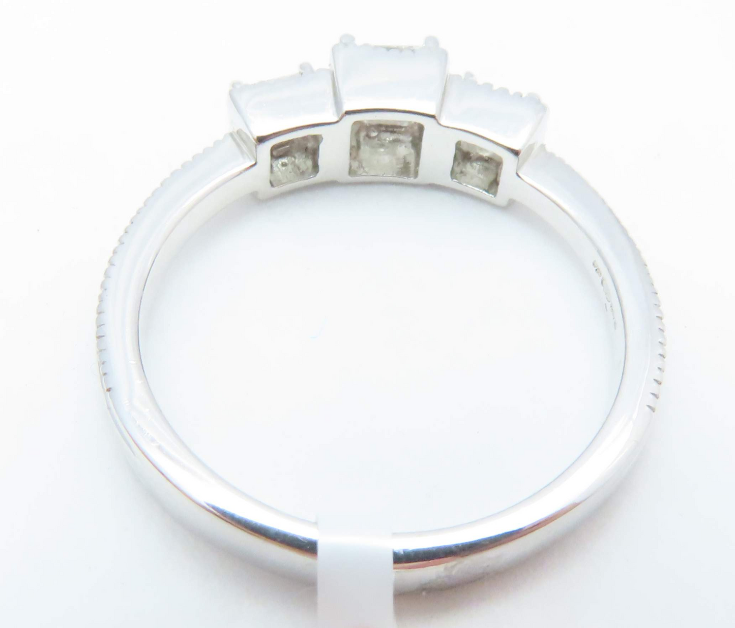 18k White Gold 3 Stone Princess Cut 1/2ctw Diamond Ring Size 7