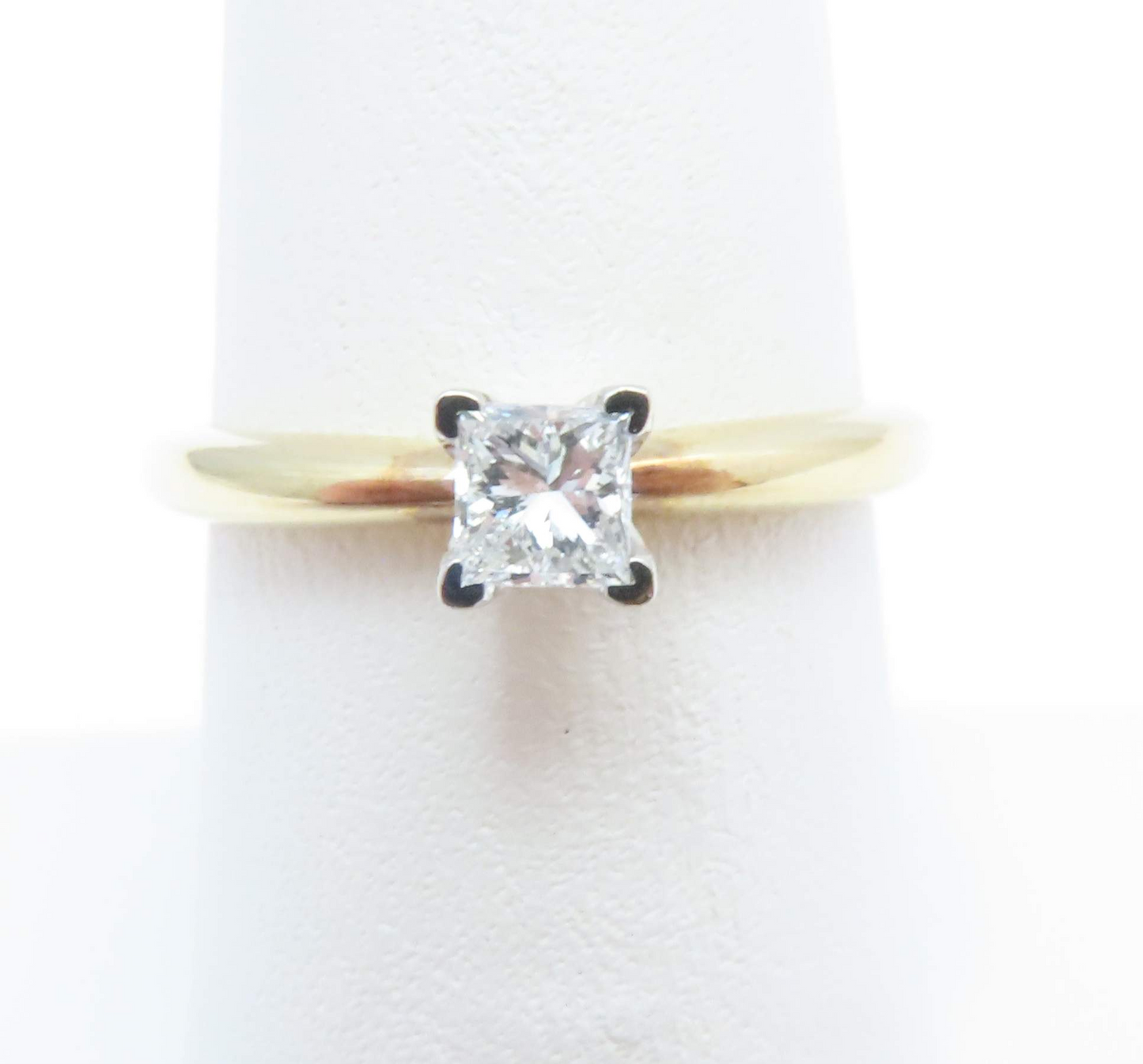 14k Yellow Gold 1/3c Princess Cut Diamond Solitaire Ring Size 7.25