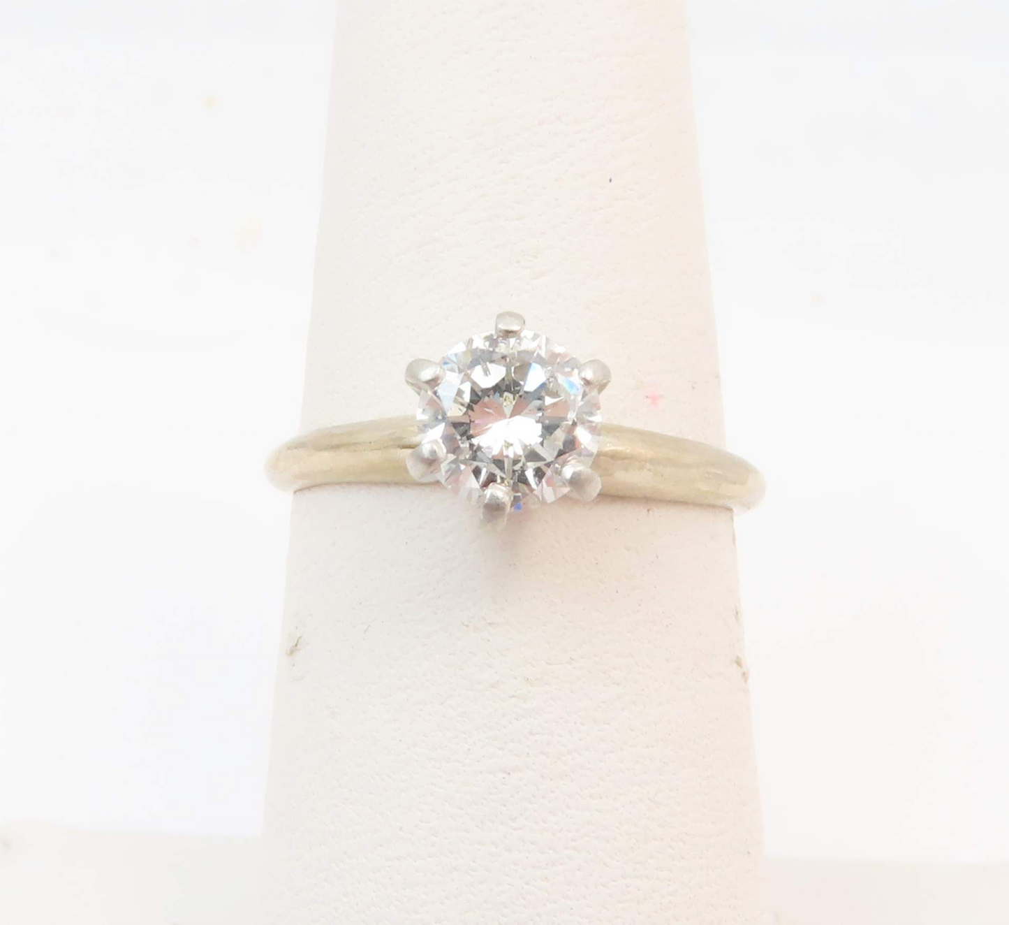 14k White Gold .72c Round Diamond Solitaire Ring Size 6