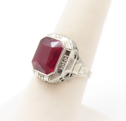 14k White Gold Bezel Set ~10x8mm Ruby Etched Ring Size 6.75