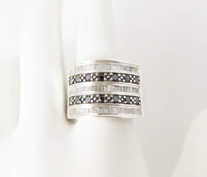 Sterling Silver ~1/2c Black and White Diamond Cluster Band Ring Size 7