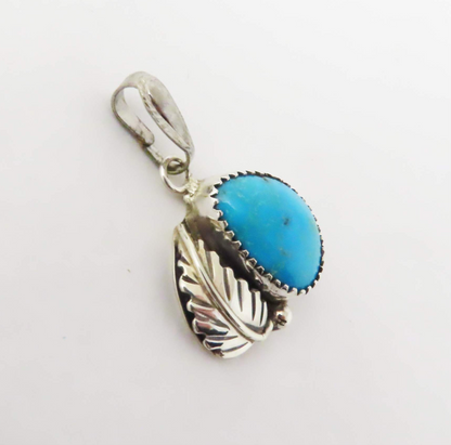Sterling Silver Turquoise & Leaf Detail Pendant
