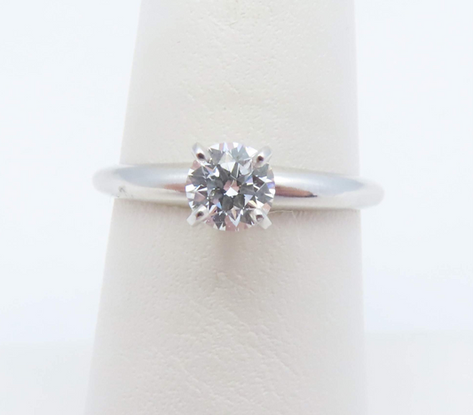 14k White Gold 4 Prong Solitaire Ring Size 6.75